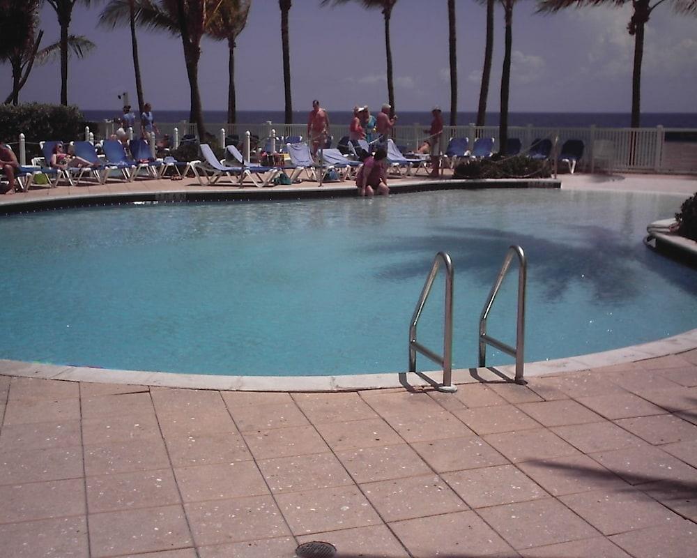 Pelican Grand Beach Resort, A Noble House Resort Форт Лодърдейл Екстериор снимка